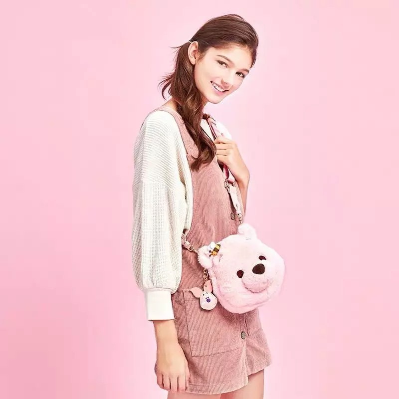 (限時特價) 櫻花物語 櫻花粉 小熊維尼 Winnie the Pooh 大頭 斜背小包 -上海迪士尼樂園