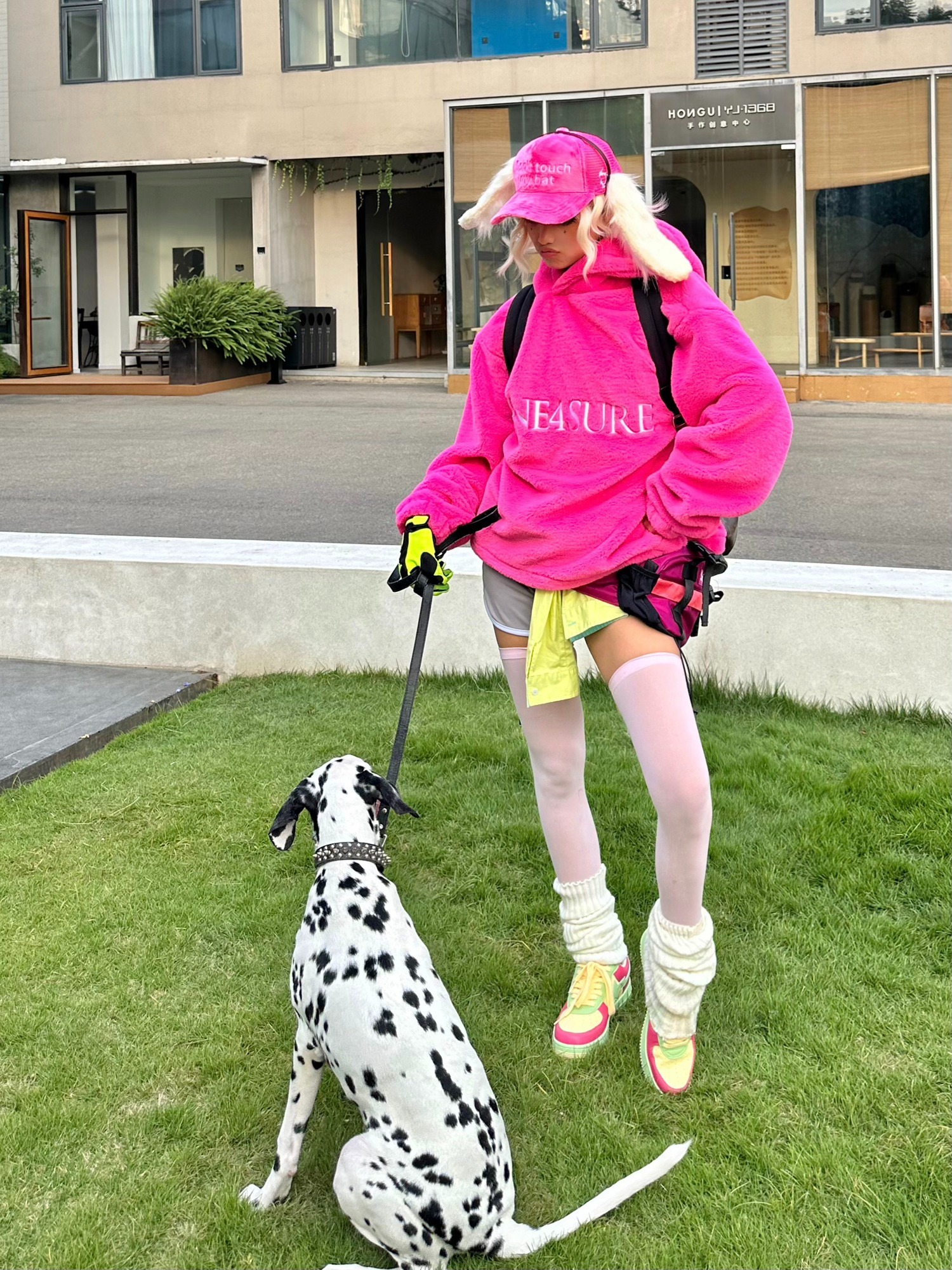 Aone4sure 螢光仿兔毛  刺绣Logo 帽t