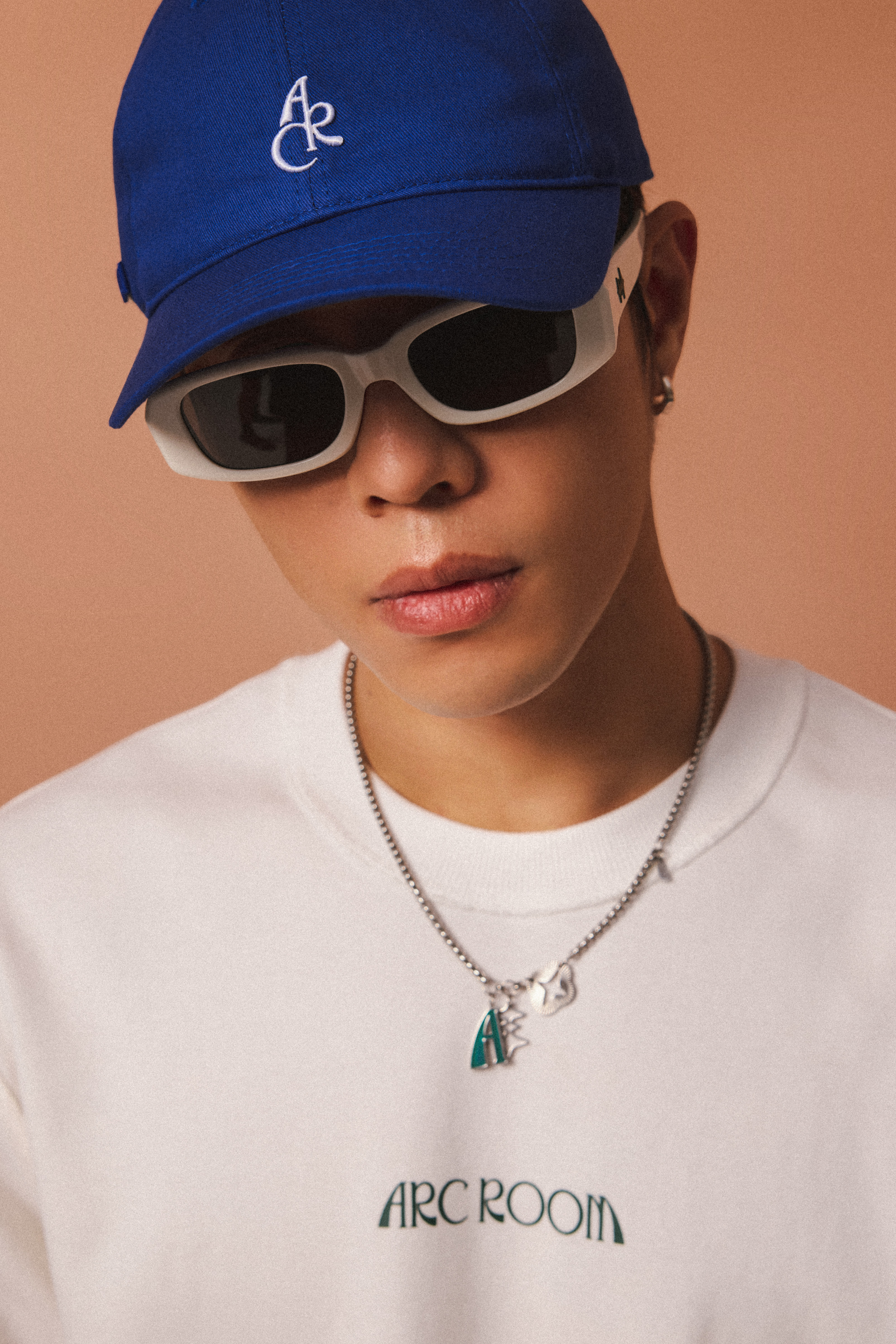 ROOMER SQUARE SUNGLASSES - CREAM