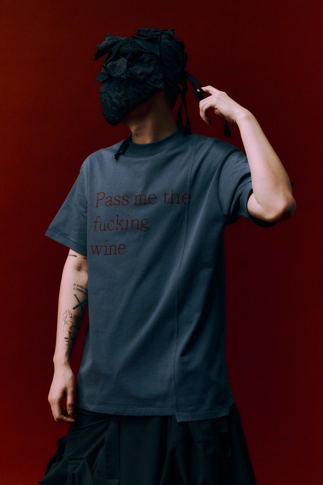 RE VER'S / WINE 高質感 水洗灰藍 解構V Logo短袖 T Washed grey blue