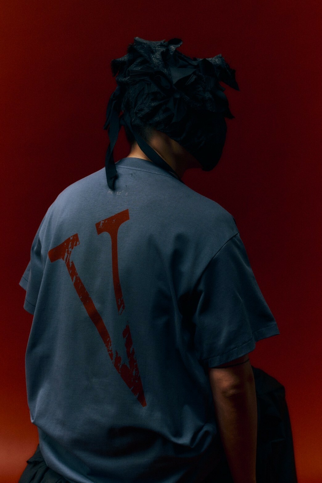 RE VER'S / WINE 高質感 水洗灰藍 解構V Logo短袖 T Washed grey blue