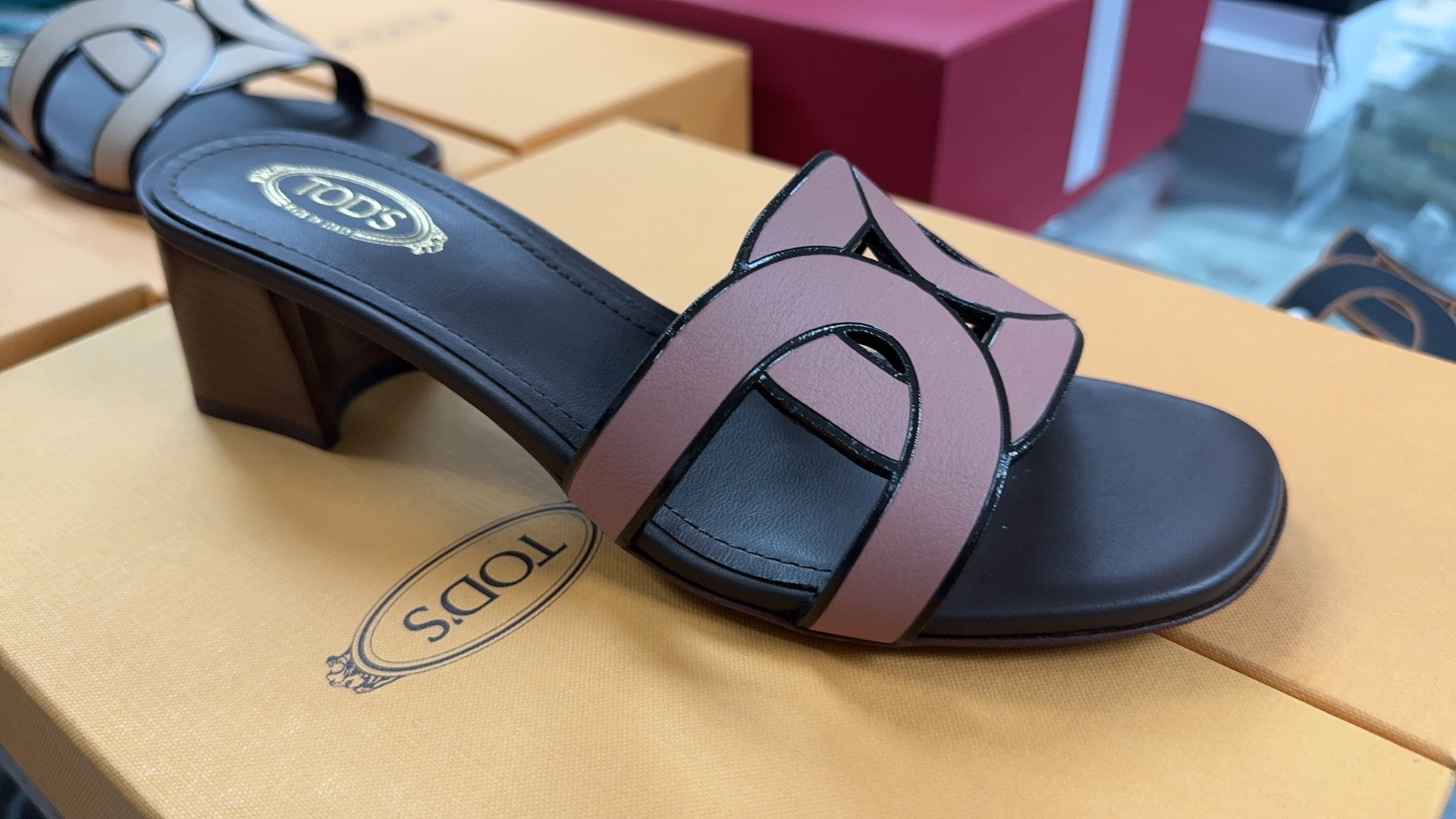 TODS 紫色logo高跟拖鞋 -M