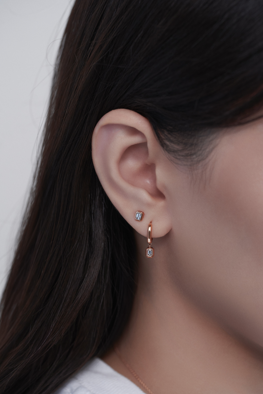 環抱系列 |18K紅金祖母綠切割鑽石垂墜款耳環