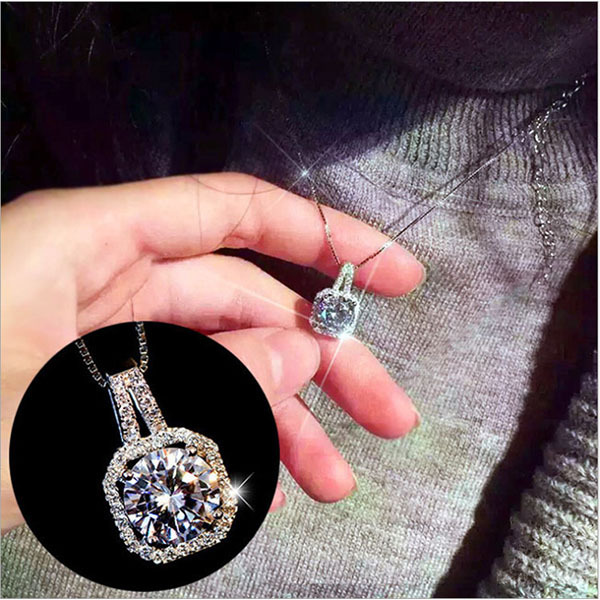 JK KOREA Noble Ladies Simple Zircon Square Diamond Necklace J0247