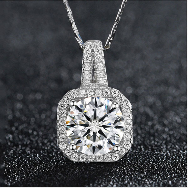 JK KOREA Noble Ladies Simple Zircon Square Diamond Necklace J0247
