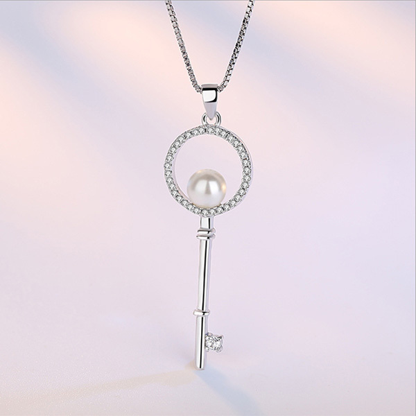 JK KOREA silver-plated key pendant women's pearl European and American classic fashion necklace J0108