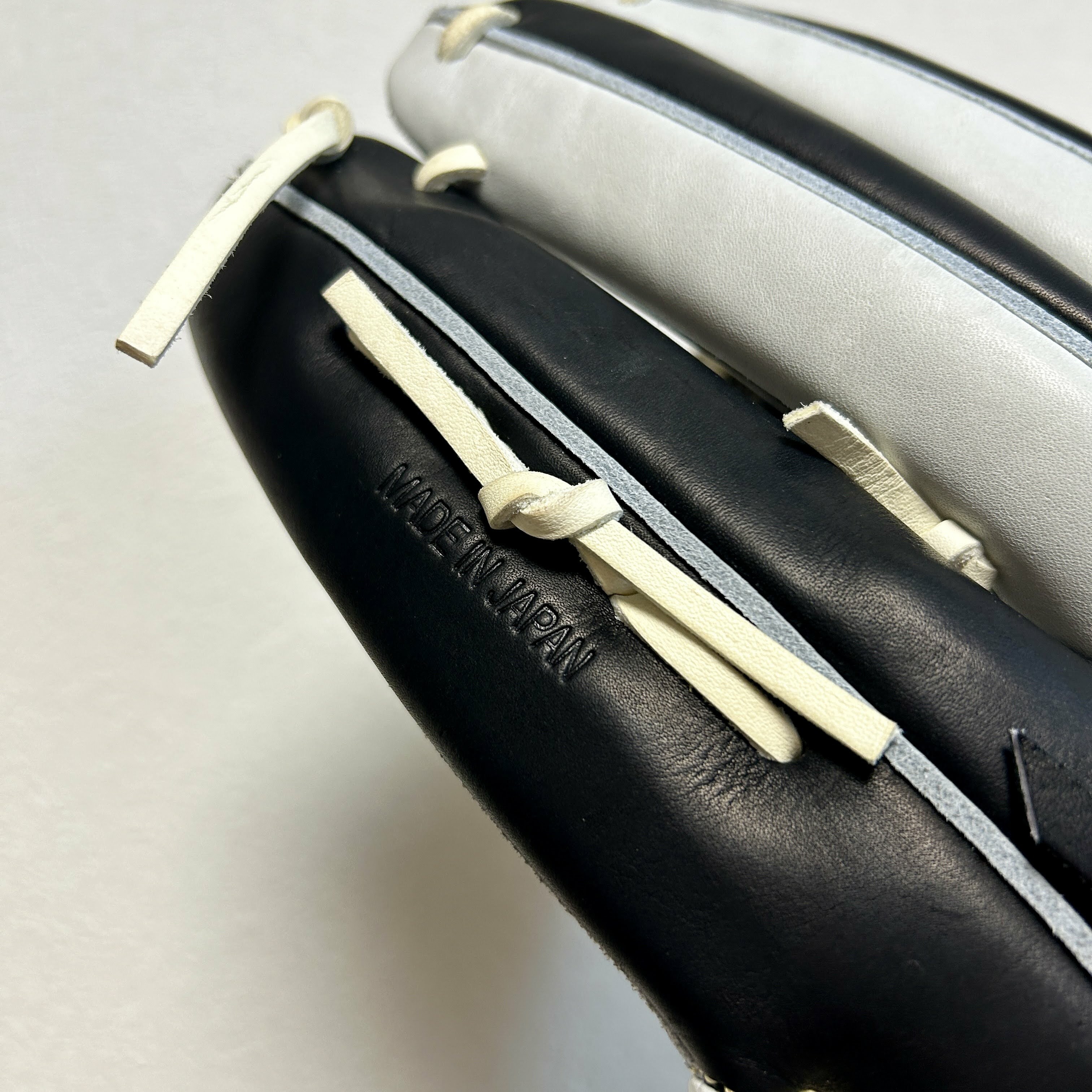 最終値下げ　良型ノーブランド硬式用Special Order 楽天市場】ハイゴールド 軟式グローブ 己極 OKG-2104 ブラック