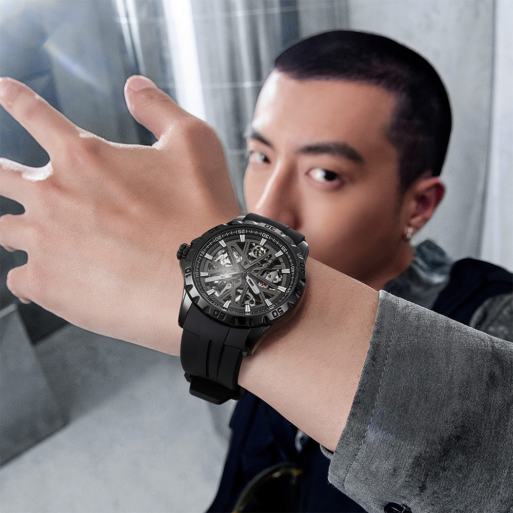 【Mark fairwhale 馬克菲爾】 6580 雙面鏤空幾何流線 科幻宇宙青春張揚夜光紳士男士 矽膠 機械 手錶