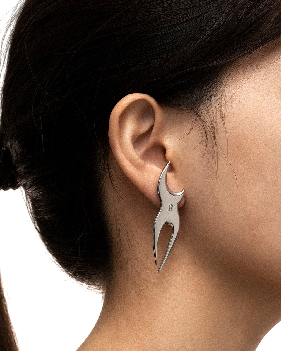 RECOVERY 超脫耳環 (亮銀色)