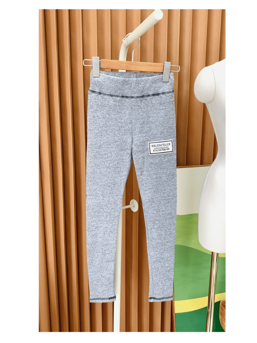 [現貨]貼布直紋內搭褲 [ 2色/ Free ]