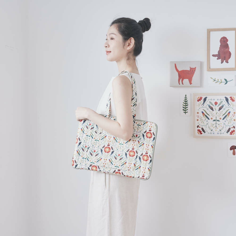 15.5" Laptop Case(Outer Pocket)/Artists Collaboration Collection/inBlooom x Soupy Tang/Forest Kaleidoscope