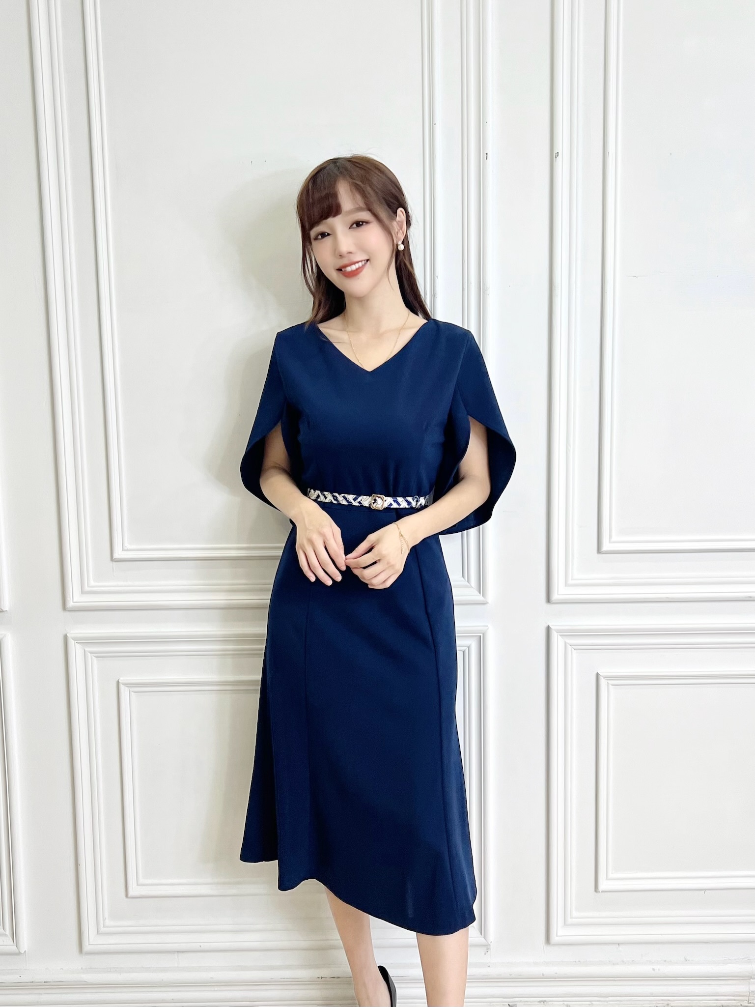 開衩袖撞色腰帶傘洋