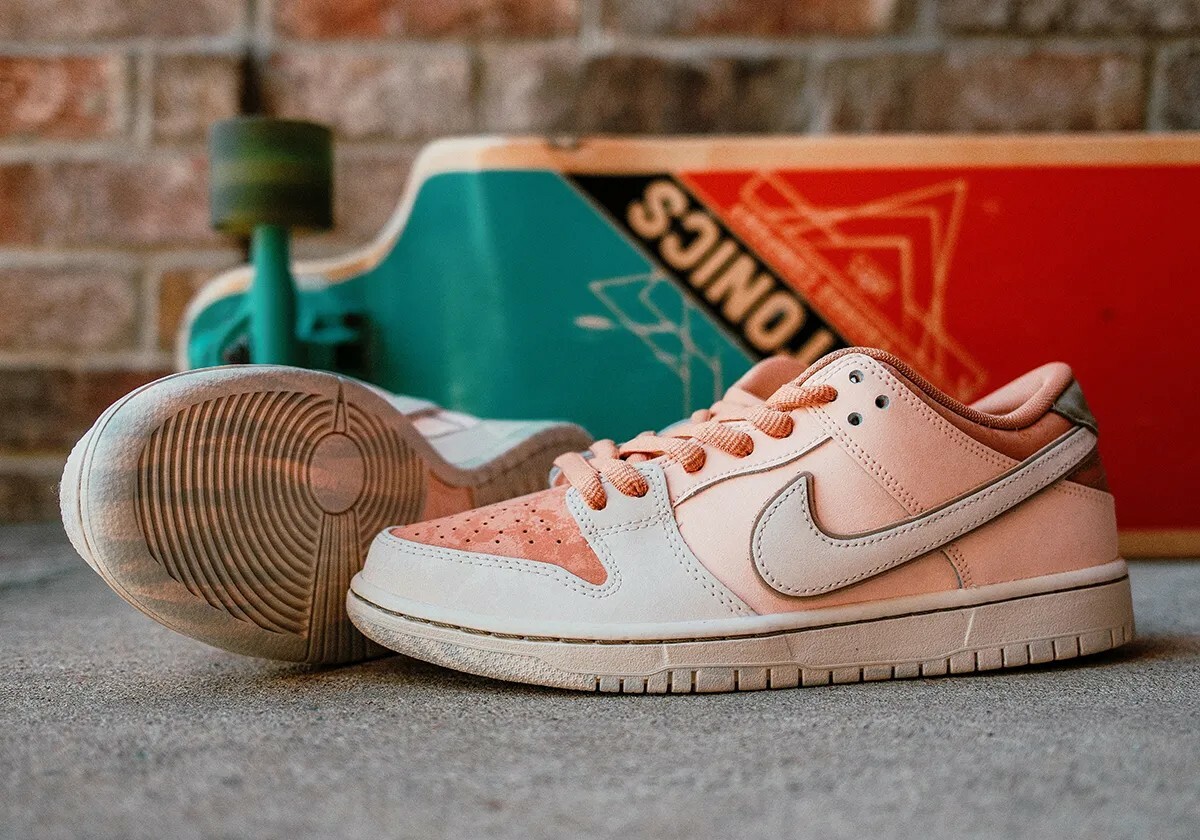 Nike SB Dunk Low "Trocadero Gardens" 巴黎橘 FV5926200