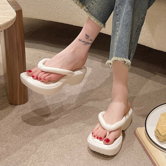 New thick-soled flip-flops for women (white [size 35_40] (contact customer service after placing the order to confirm the delivery size)