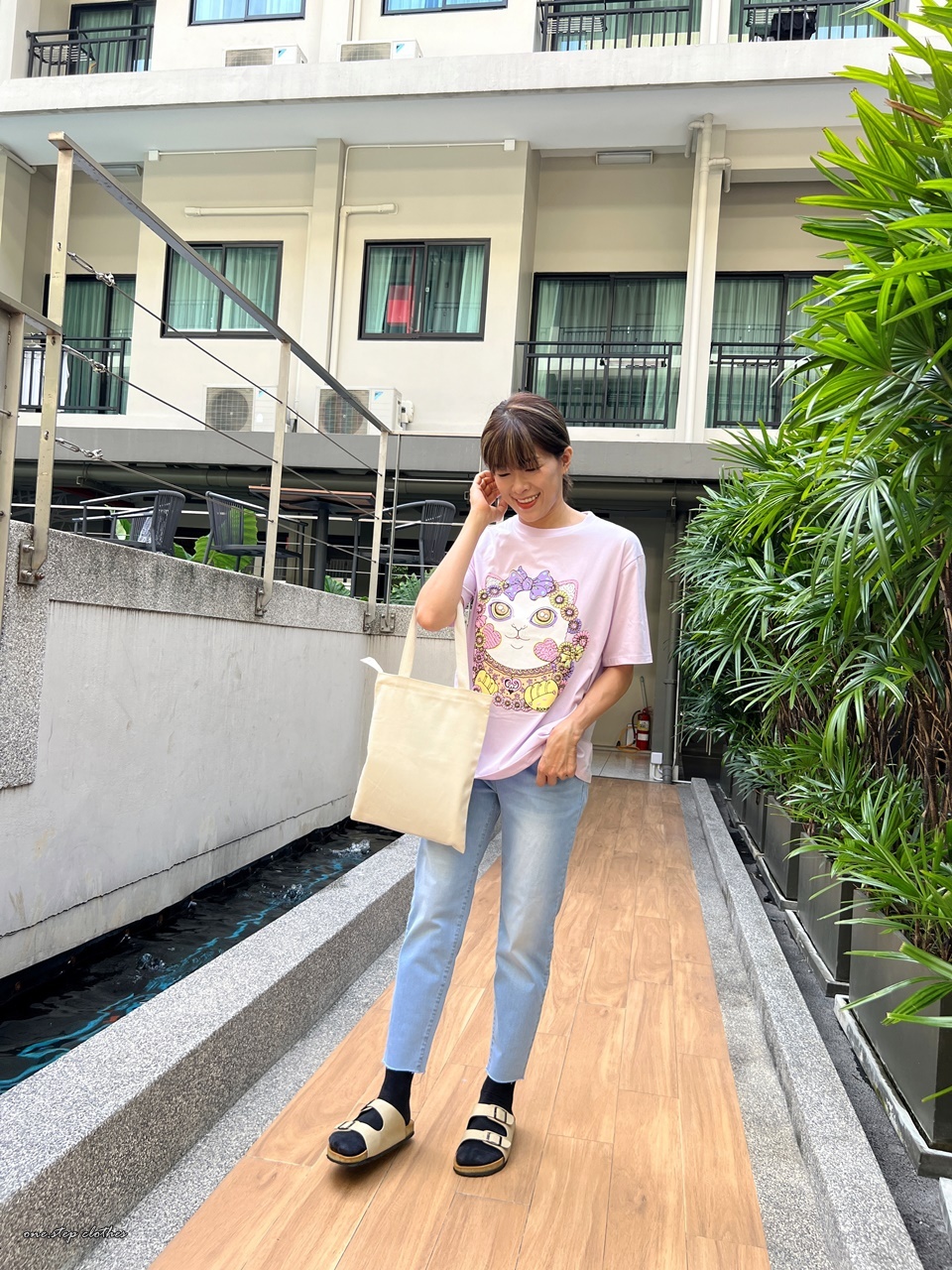 泰國夢幻紫立體大眼貓T