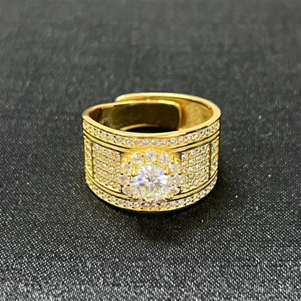 【飾品配件】001 黃金包銀 一克拉莫桑真鑽 可調式戒圍 男戒