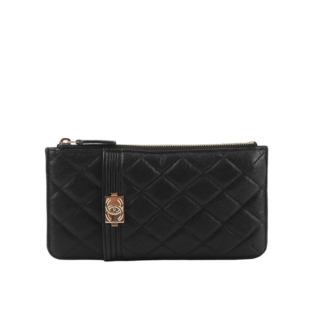 【CHANEL】Boy Chanel 金釦菱格紋牛皮拉鍊手機包/萬用包/手拿包