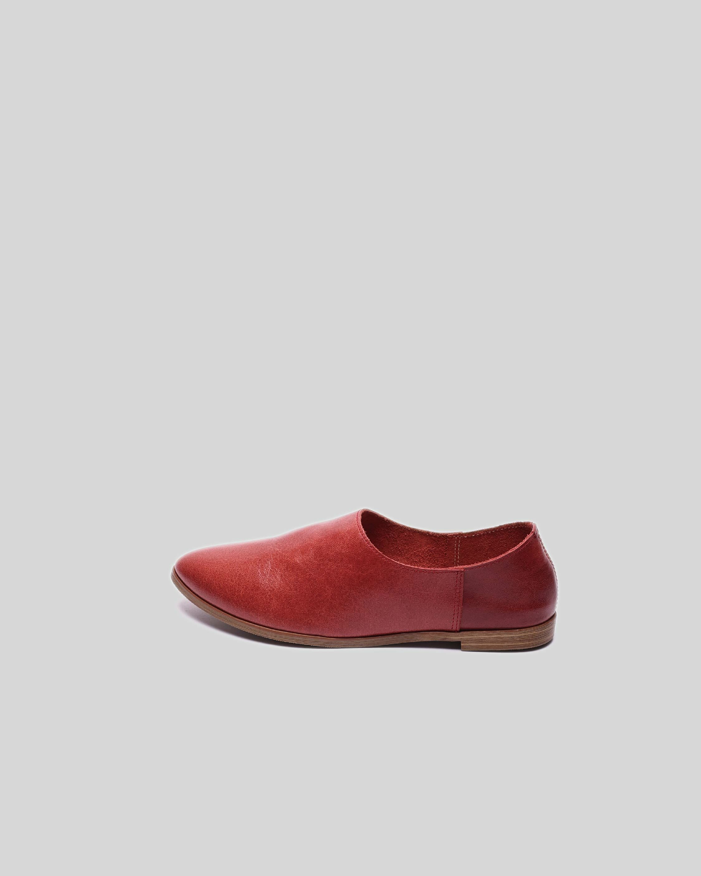 Pointy-toe slip-on 紅色