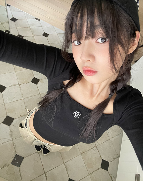 muahmuah - LOGO STITCH BOLERO LONG SLEEVE (BLACK)