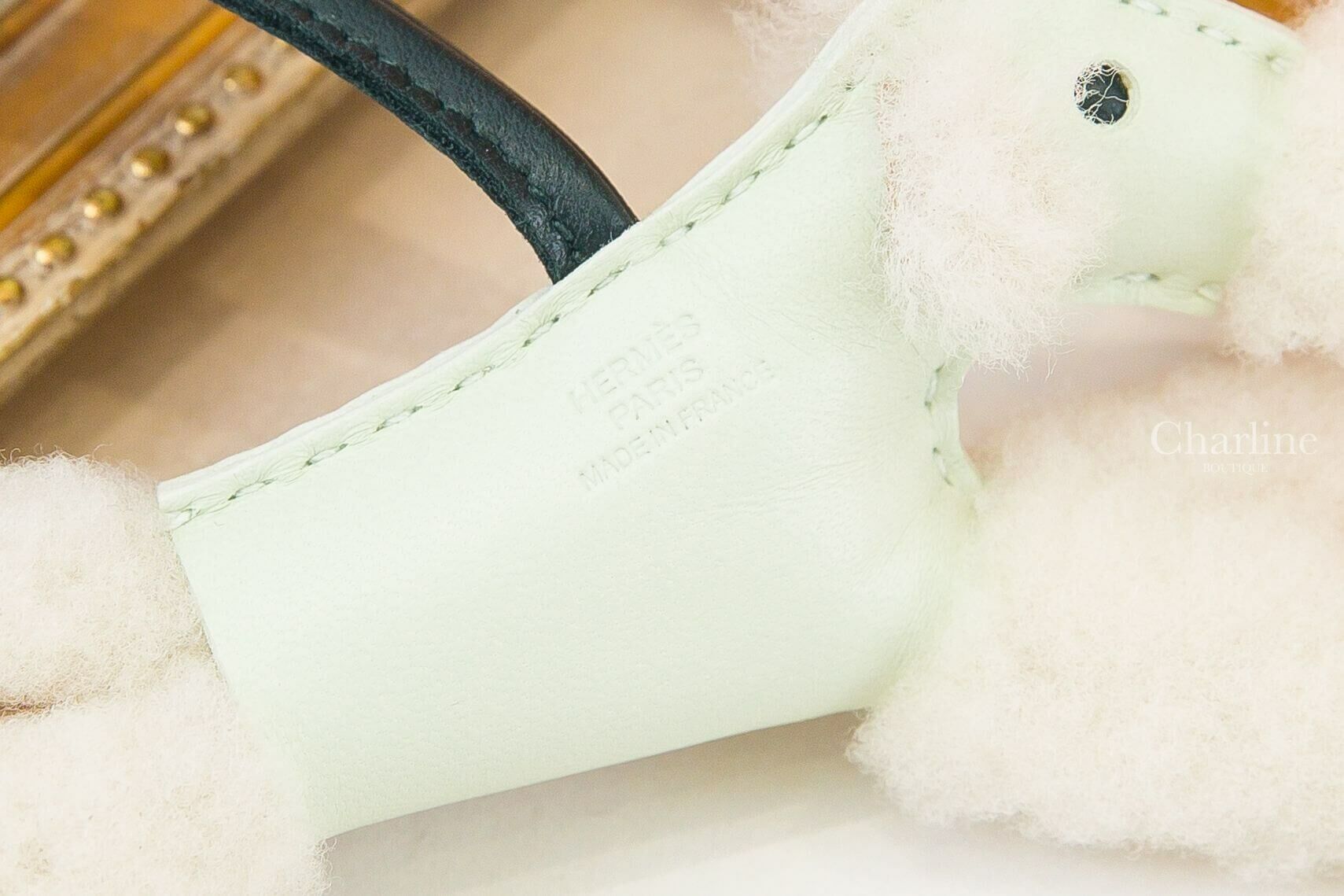 Hermès Hermès Budy Charm 褐色/氣泡綠/松柏綠羊毛獵狐梗犬吊飾-Charline Boutique 精品代購