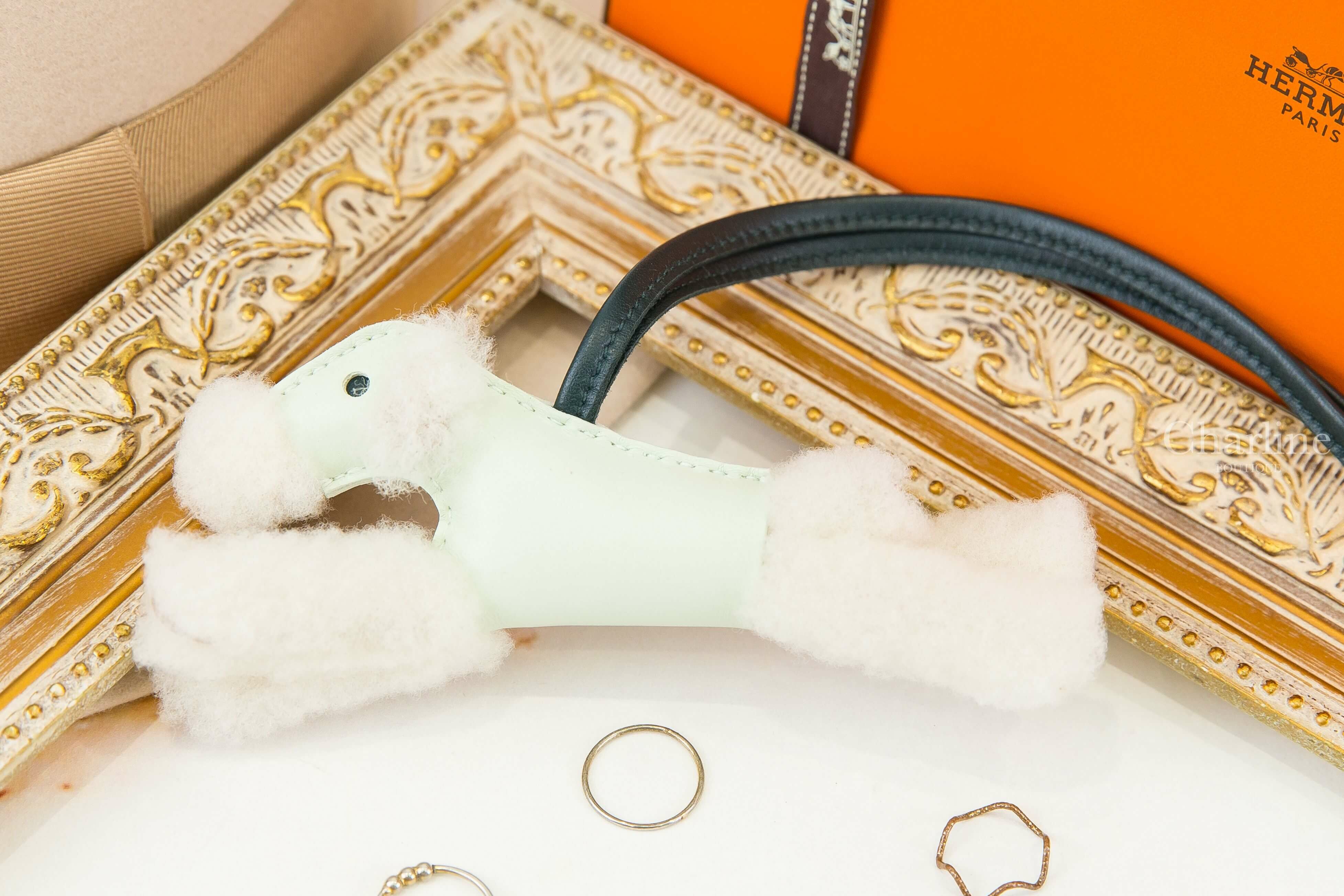 Hermès Hermès Budy Charm 氣泡綠/松柏綠羊毛獵狐梗犬吊飾