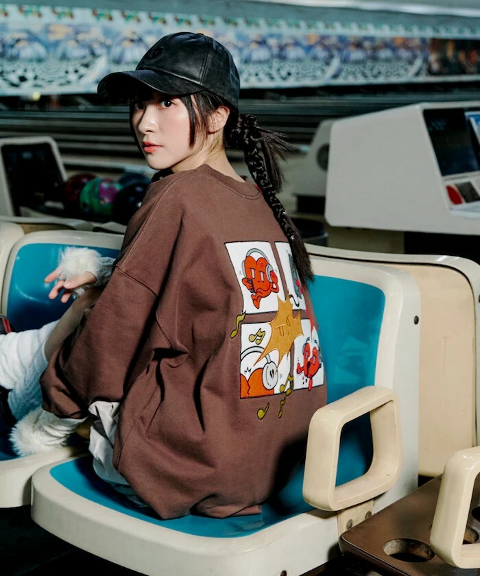 "代購" Kurt Wu 24AW 大學踢 刺繡 two side comic heart CREW SWEAT