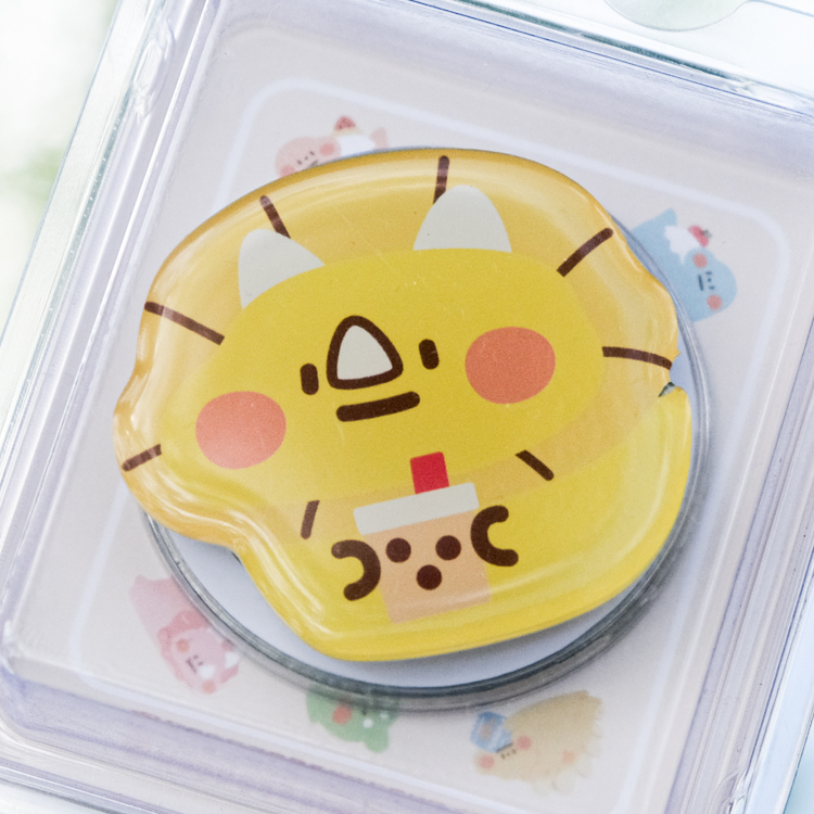 狗狗的小跳步，繪蹦砰｜磁吸手機支架｜珍奶三角龍