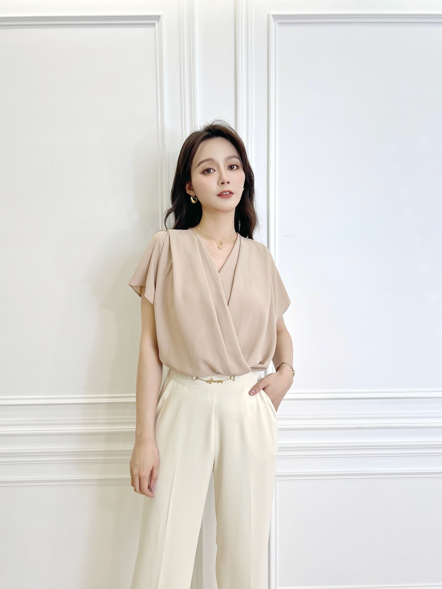 前交叉Ｖ領上衣