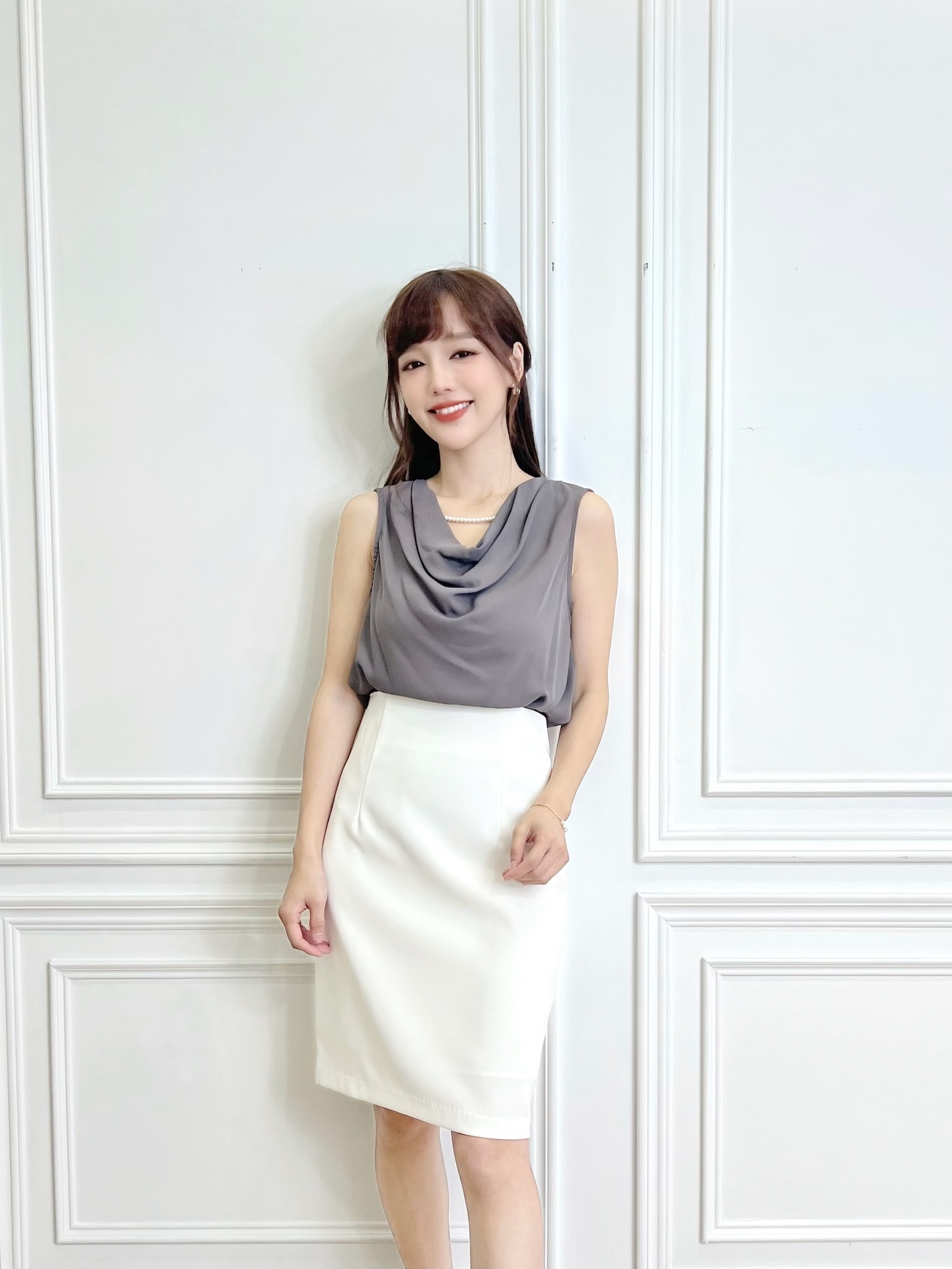 領間珍珠垂墜領背心