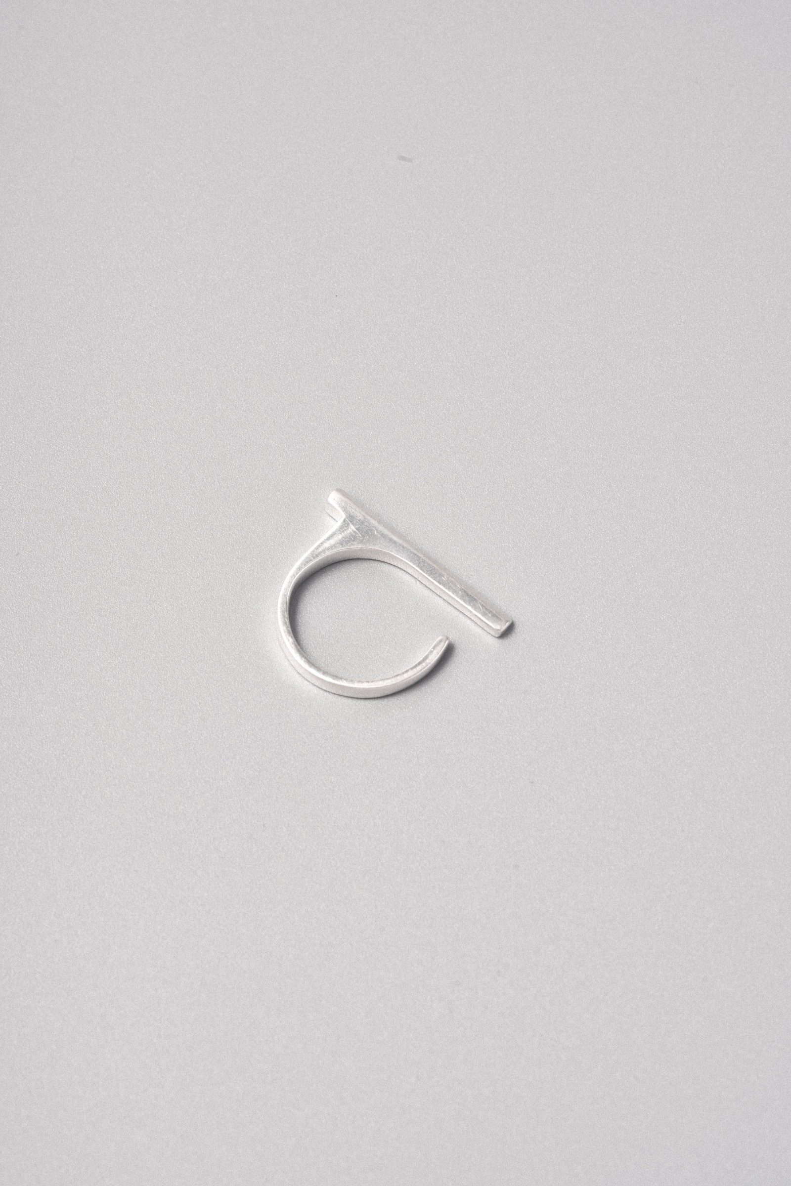 【BLUZ】純銀明緒一字戒指