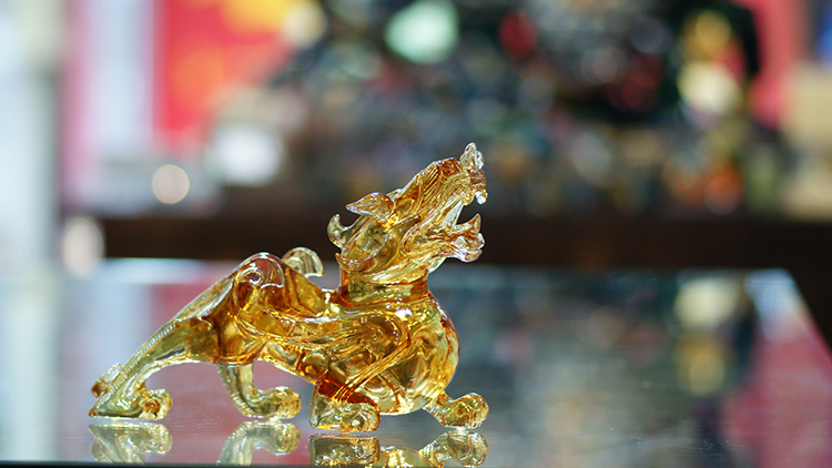 居鹿港窯禮品館│家開運琉璃~財源廣進 貔貅L 琥珀色