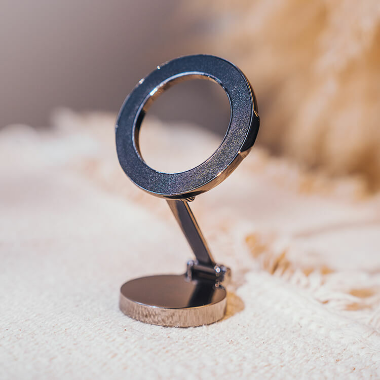 超方便! Magsafe 磁吸式旋轉 桌面手機支架(送引磁環)