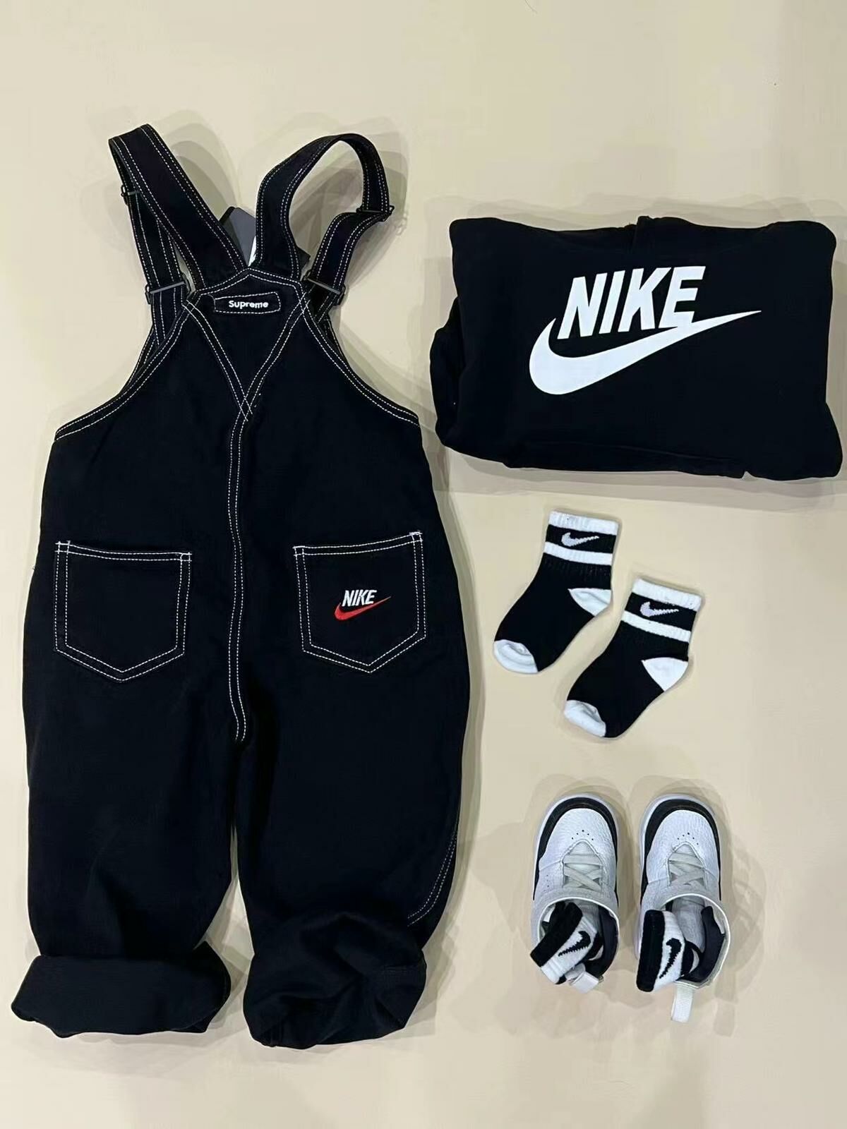 廠單NIKE＊supreme聯名款背帶褲