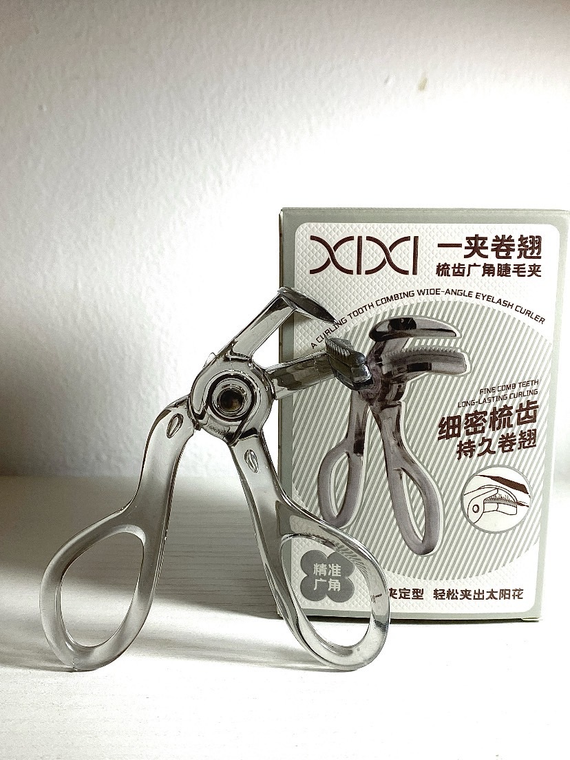 《美妝小物》XIXI 梳齒捲翹睫毛夾