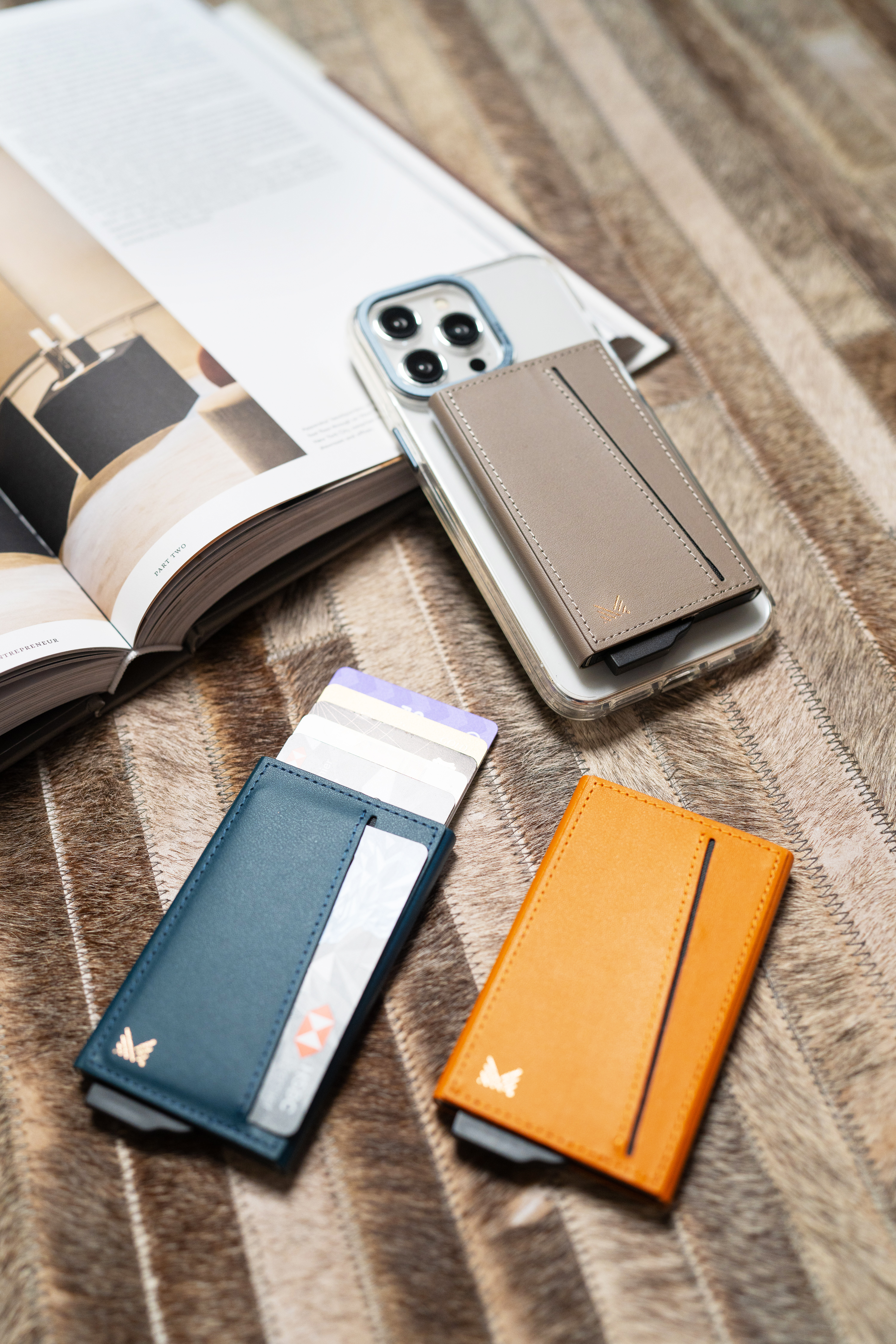 LUCID Refined | Biodegradable Leather Magnetic Metal Ca