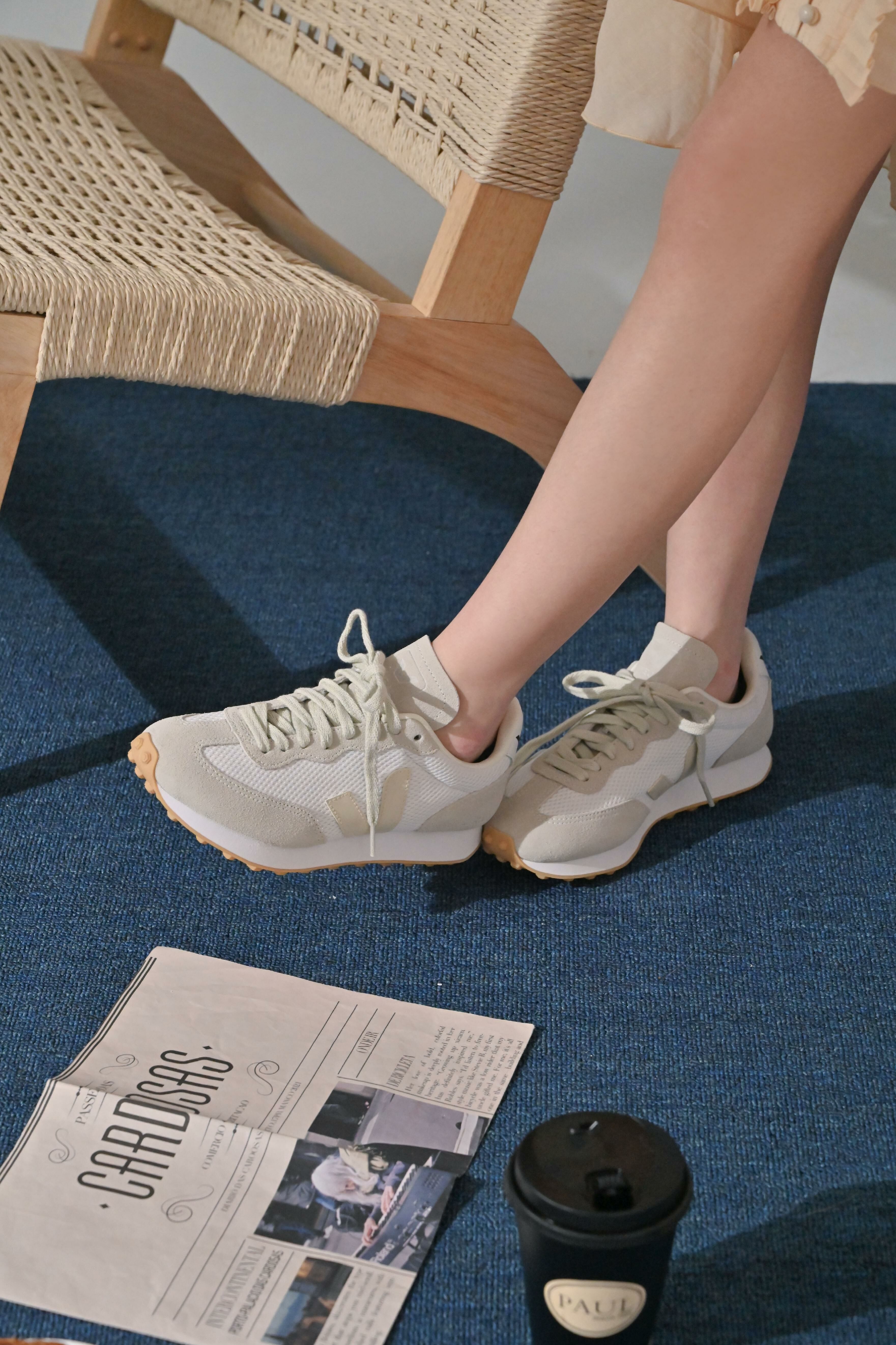 【現貨】VEJA RIO BRANCO ALVEOMESH 米白 女 RB0102382A