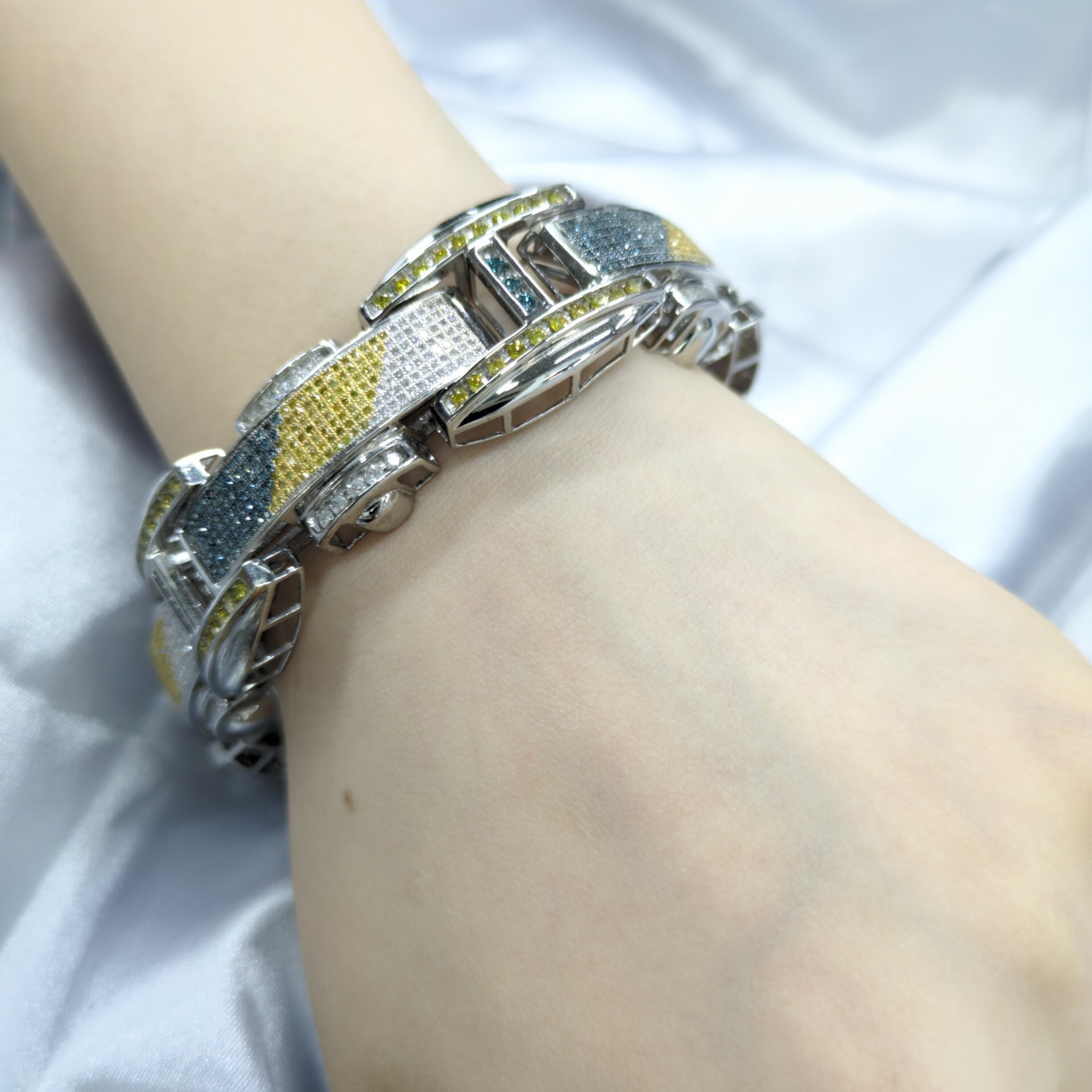 14K White Gold 5.88ct Diamond Bracelet