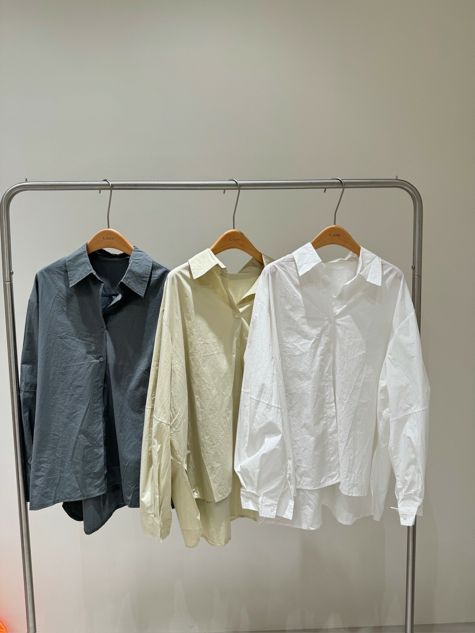 大版圓弧開衩襯衫