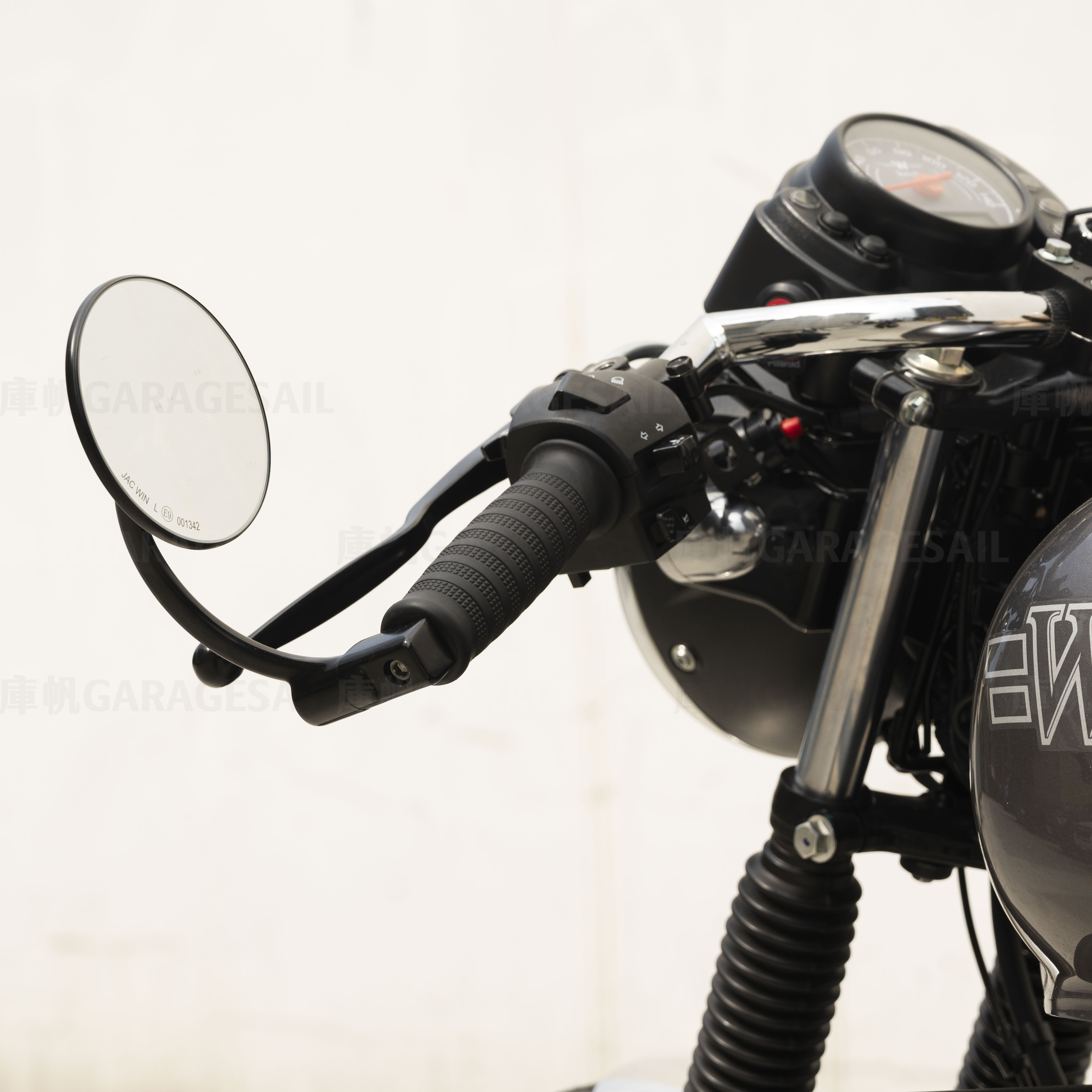 橡膠 握把套 滾輪子彈 - 黑