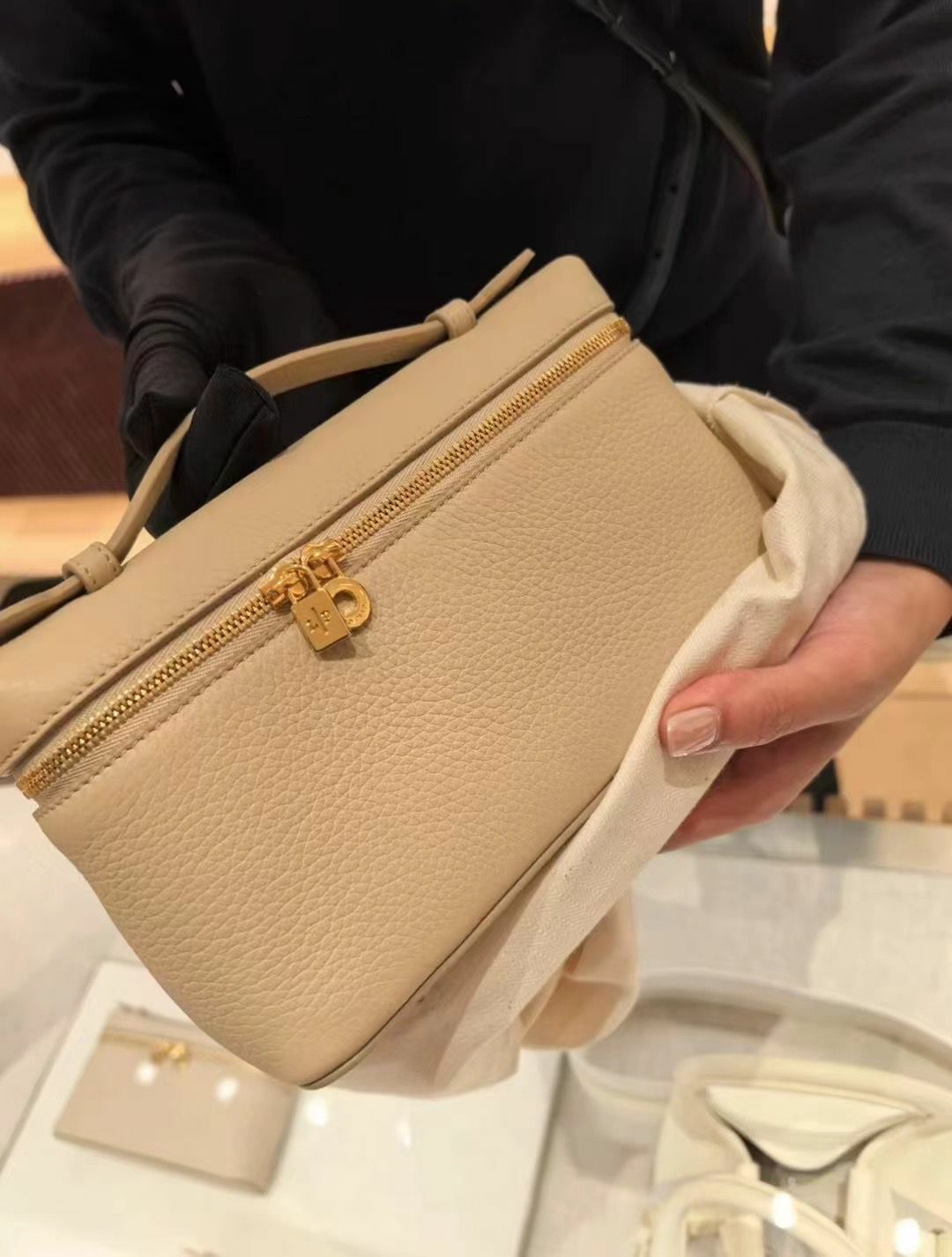 LP extra pocket L19 0M chai cc