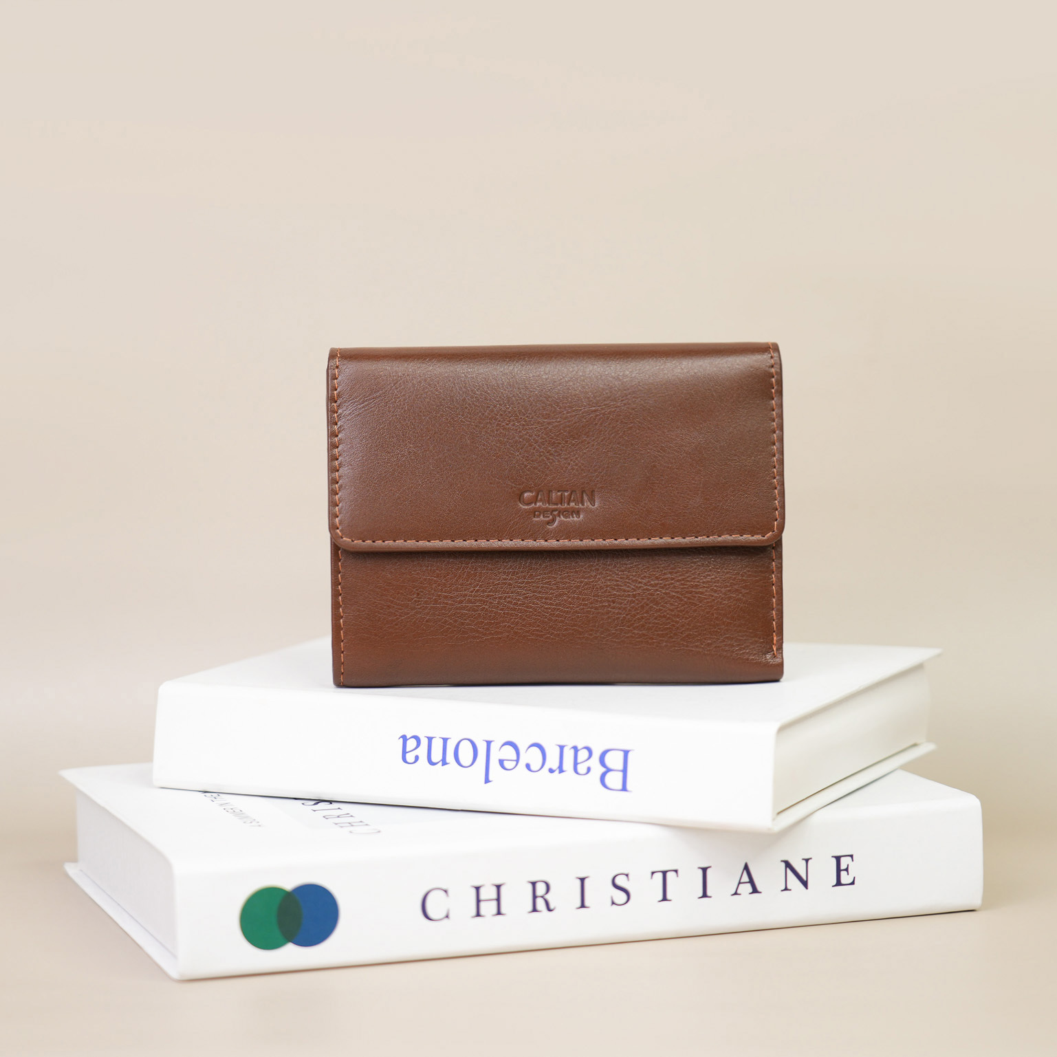 『新品上市』老爺有喜  真皮俐落三折扣式中長夾(075170cd)