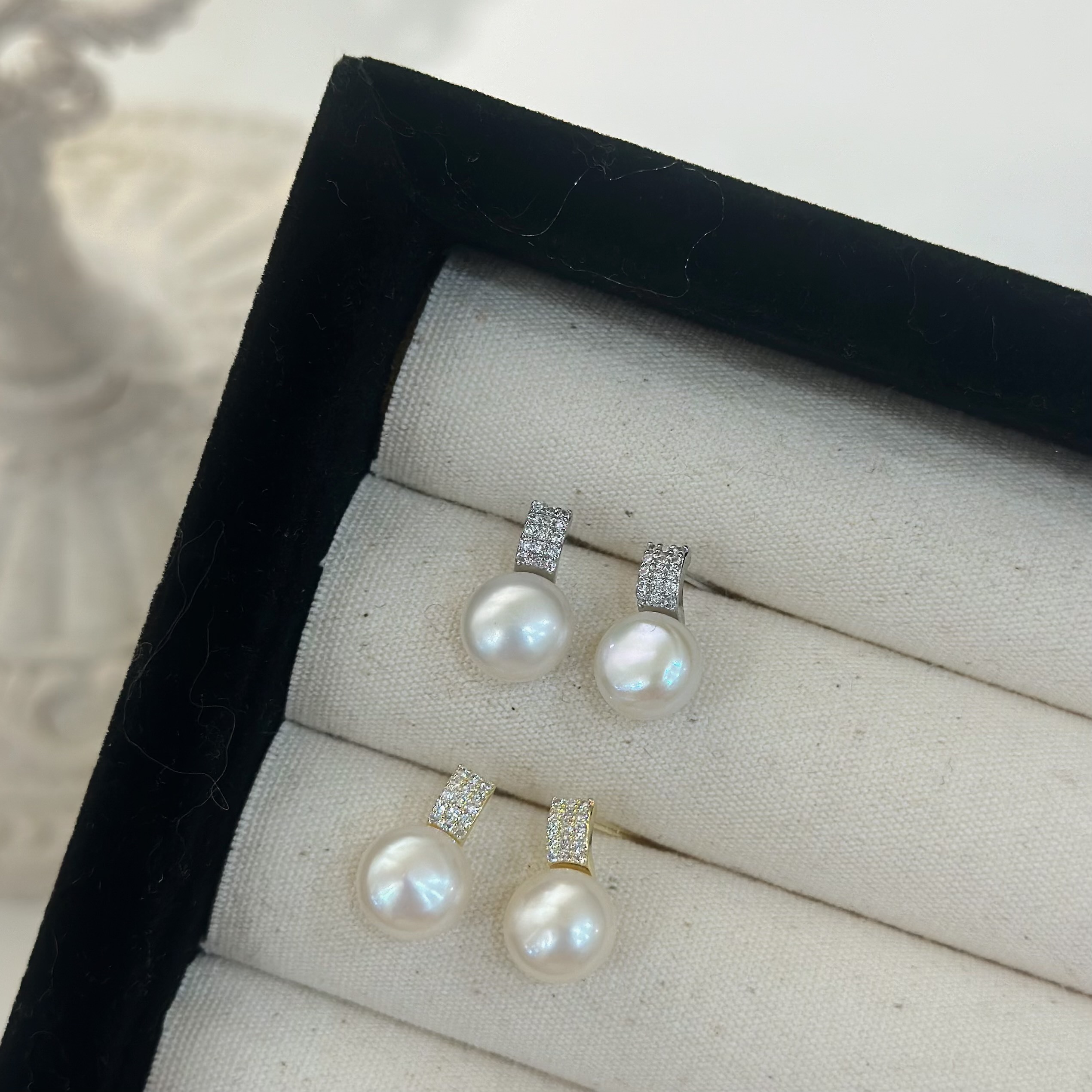 T01排鑽珍珠耳貼