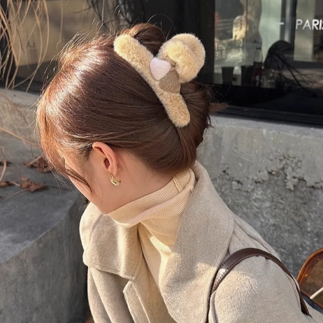 Large Double Heart Plush Hair Claw