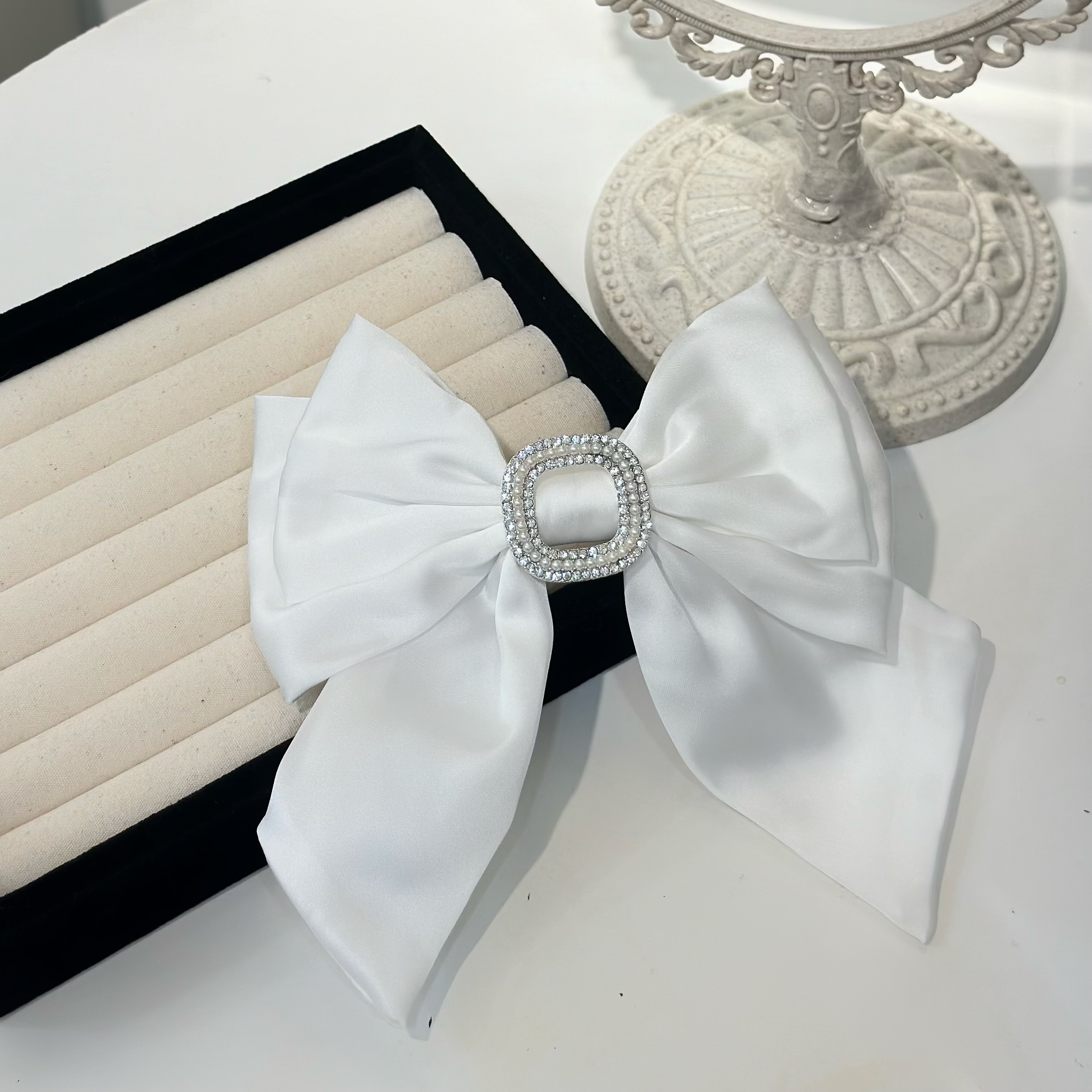 G22排鑽珍珠蝴蝶結