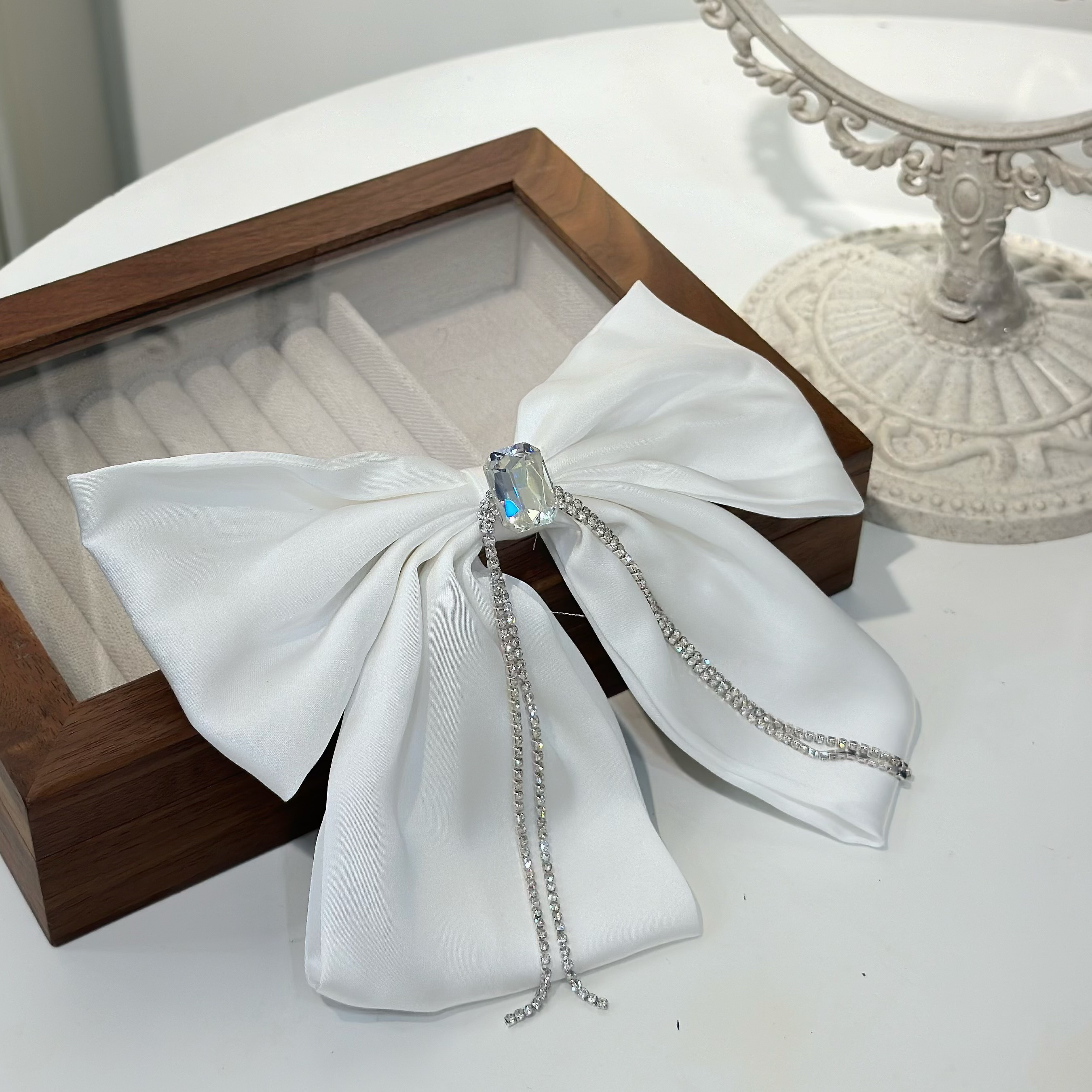 G23水鑽流蘇蝴蝶結