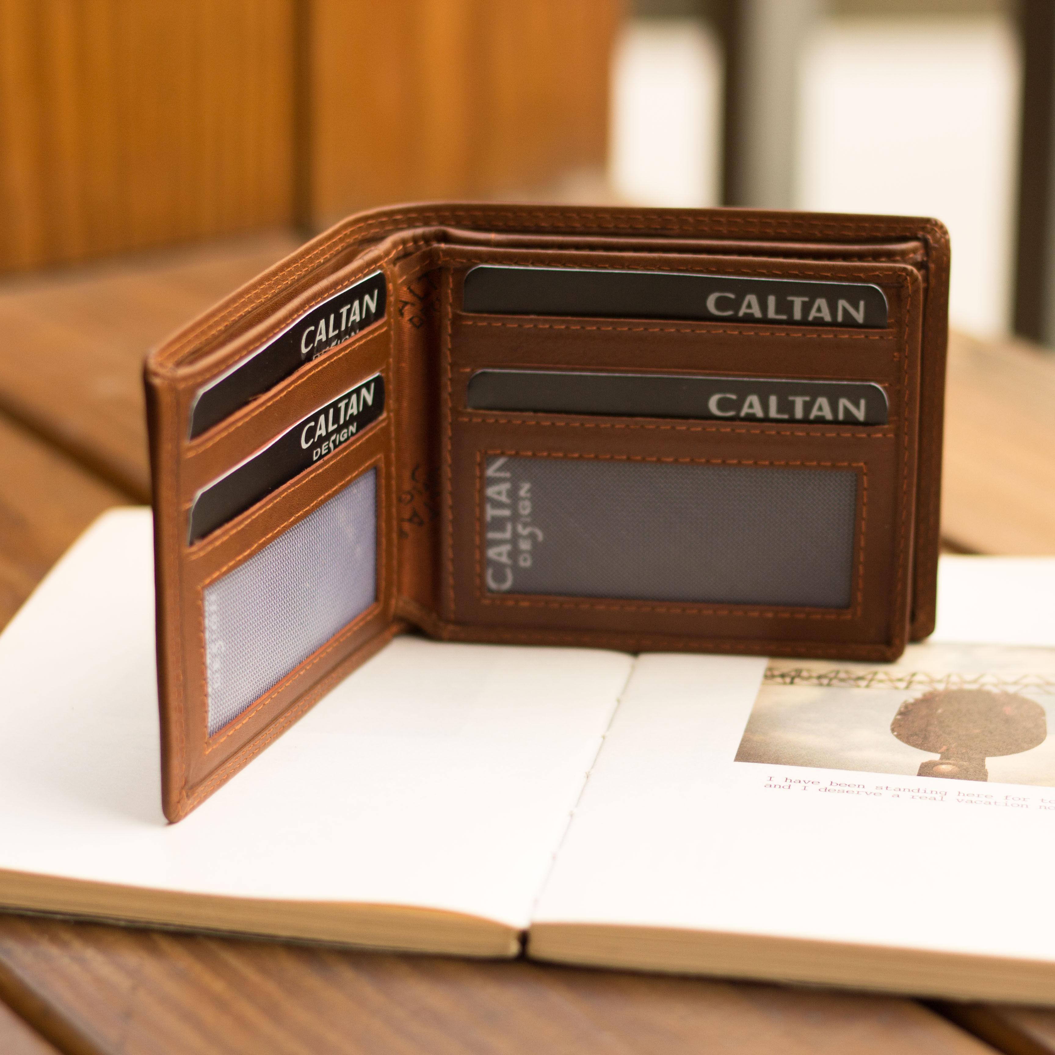 『新品上市』老爺有喜  真皮製作經典版三折男用短夾(072698cd)