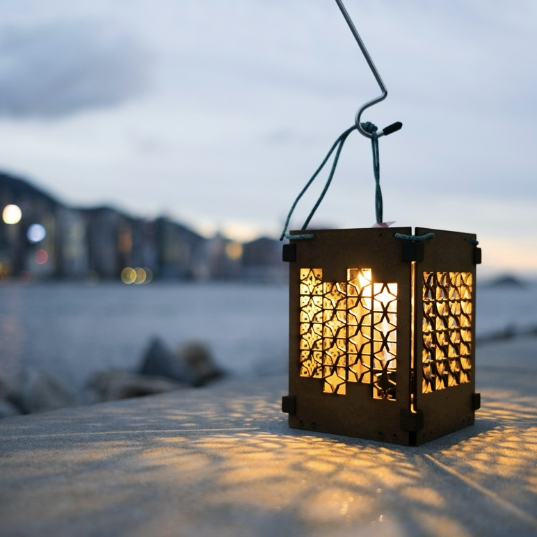 印象交易所 Wemember HK 浪跡相隨 便攜露營燈罩| 印象x集棄場| 通風牆 環保木露營燈罩| 廢棄木卡板循環再造| 香港設計 香港製造