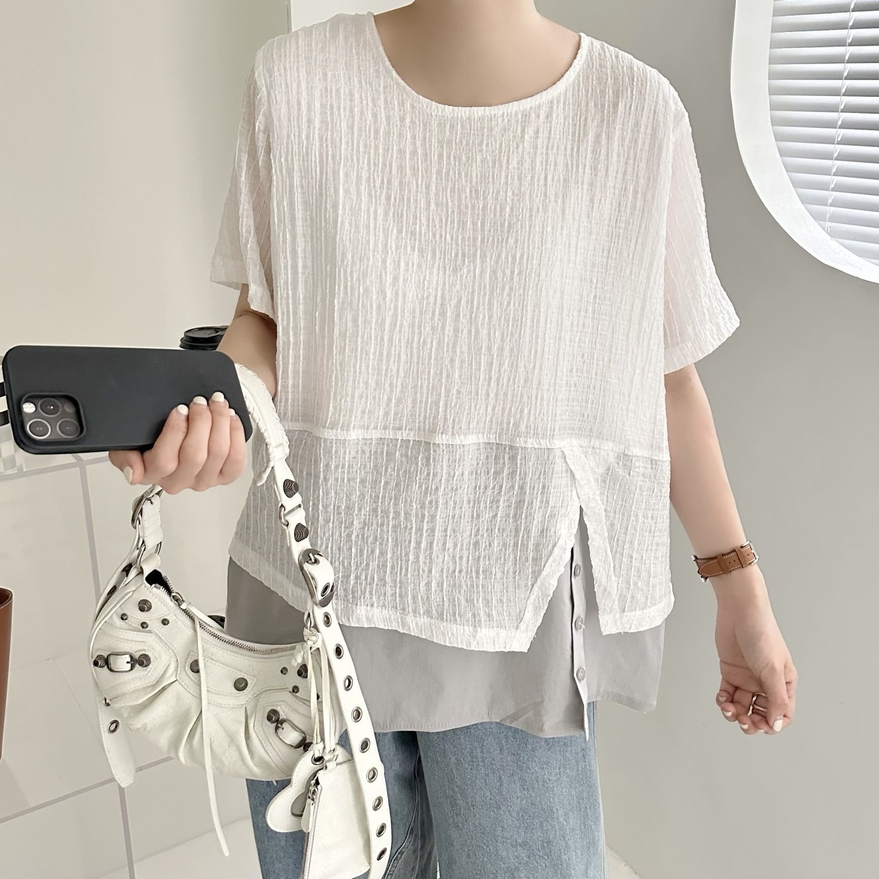 【BONNIE】8.19 下拼恤壓紋TOP