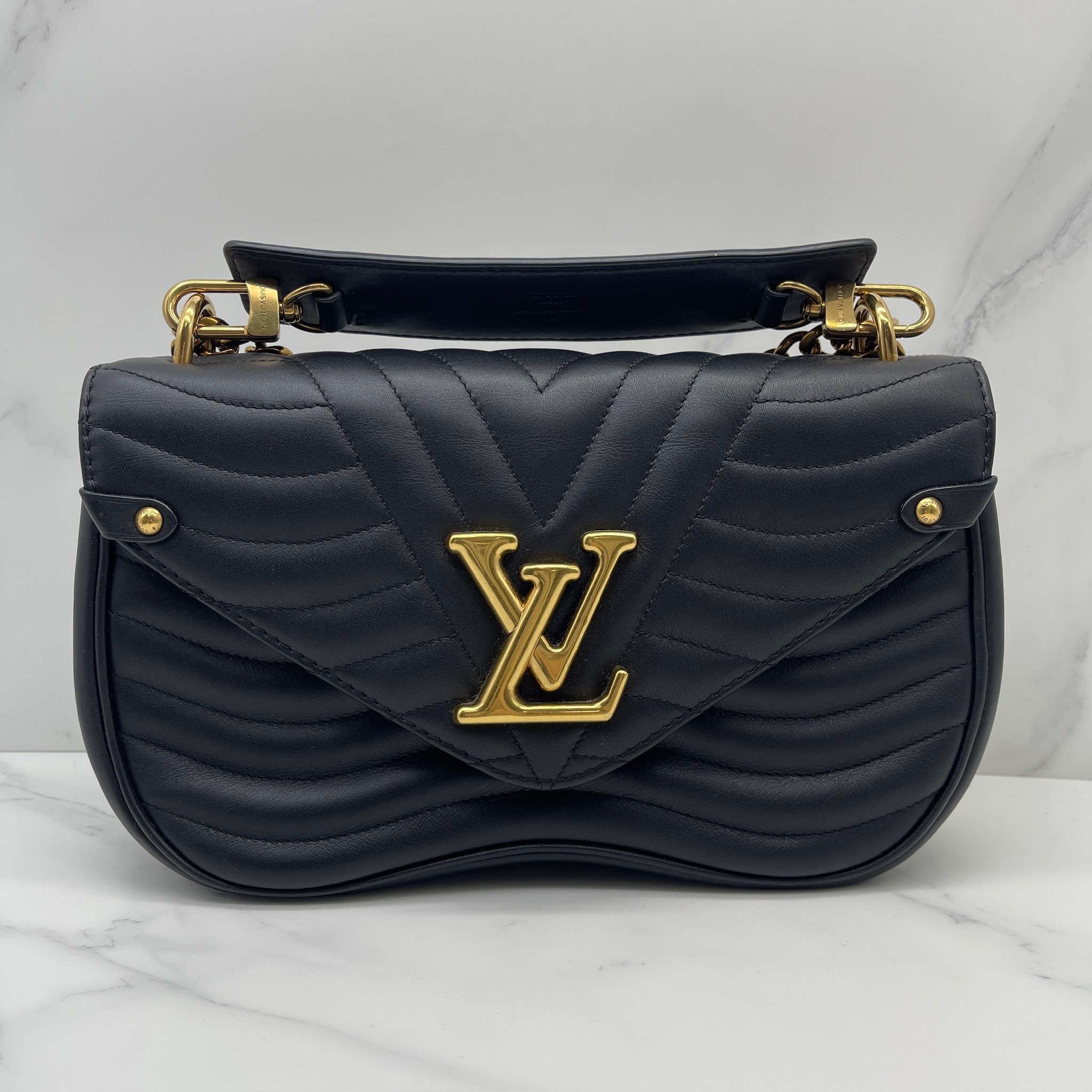 LV new wave chain bag
