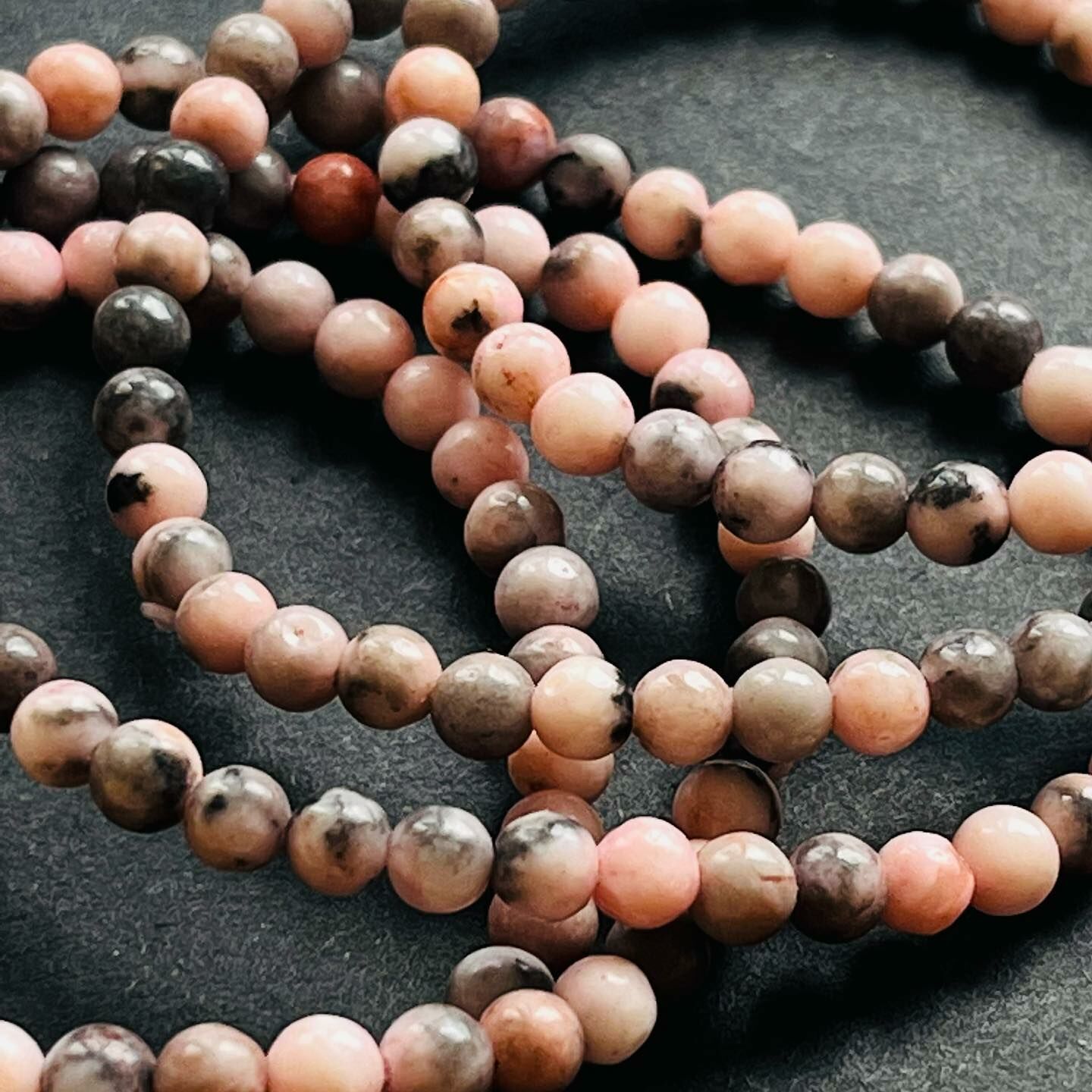 [原石] 粉紅斑馬石 水晶手串